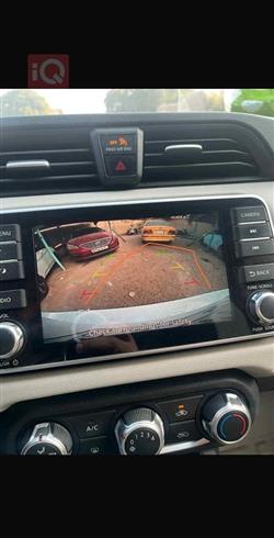 نيسان فيرسا